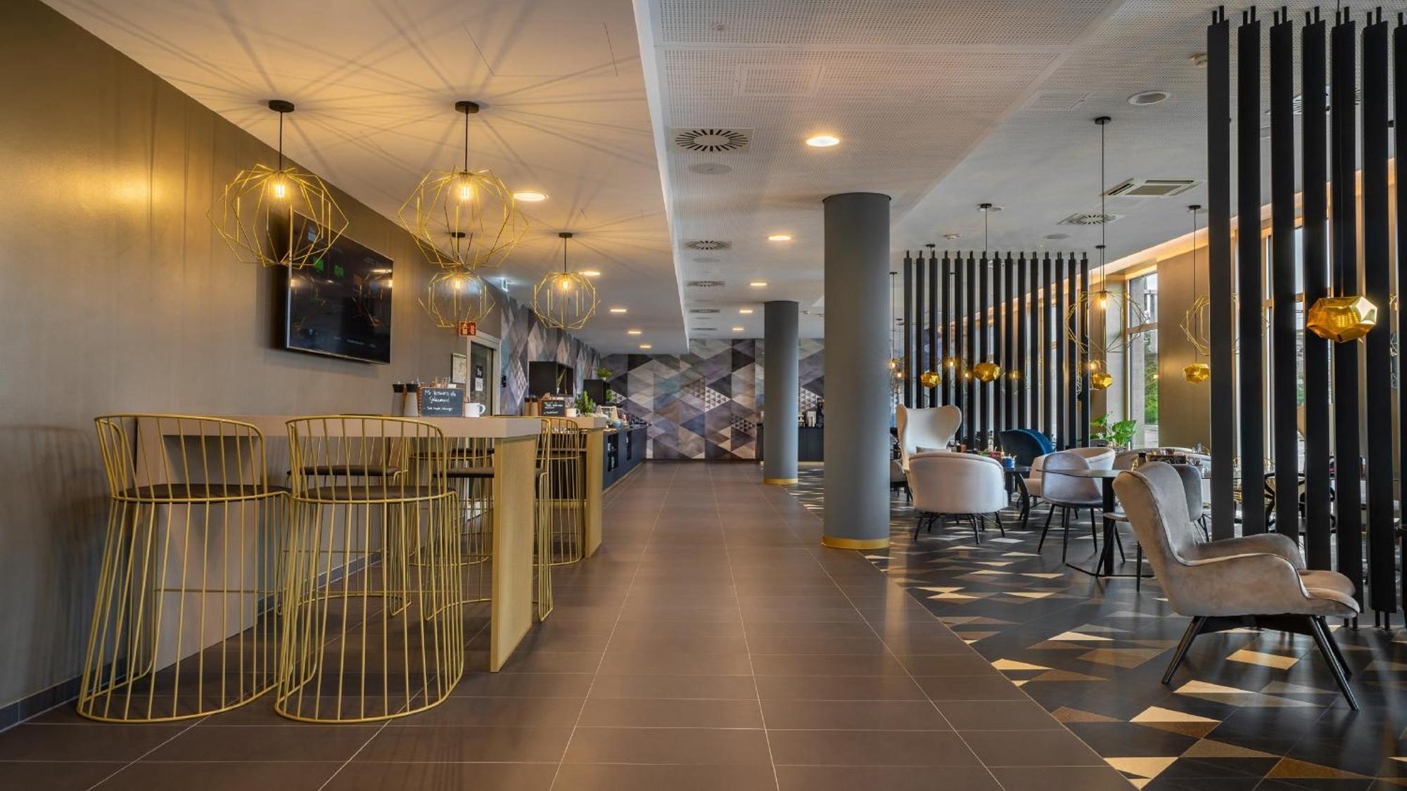 Holiday Inn - The Niu, Ridge Halle Central Station By Ihg Dış mekan fotoğraf
