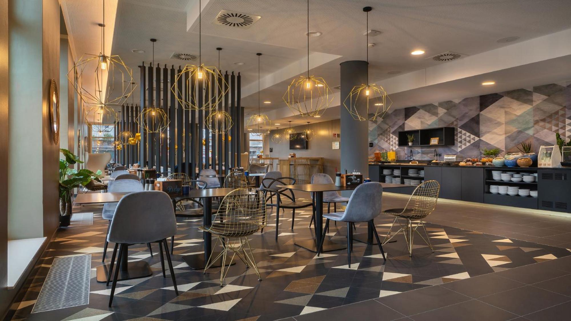 Holiday Inn - The Niu, Ridge Halle Central Station By Ihg Dış mekan fotoğraf